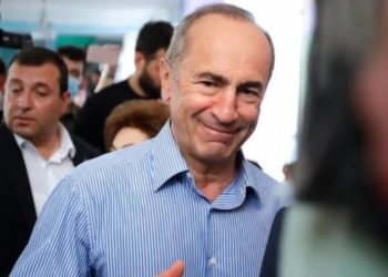 სომხეთის ყოფილ პრეზიდენტს რობერტ ქოჩარიანს სომხეთიდან გასვლა აუკრძალეს