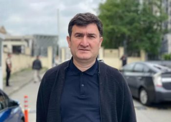“ვერცერთი მოწმე ვერ დაადასტურებს, რომ ბაჩო ახალაია ჩართული იყო 4 ოქტომბრის აქციაში – მტკიცებულება არ მოიპოვება, რომ ახალია სარგებლობდა რომელიმე ტექნიკური აპარატით და მას კონკრეტულ პირებთან ჰქონდა კომუნიკაცია” – ადვოკატი