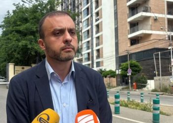 “ელენე ხოშტარია უკანონო პატიმრობაშია, მოვითხოვთ, გაეწიოს აუცილებელი სამედიცინო დახმარება” – გიორგი სიორიძე