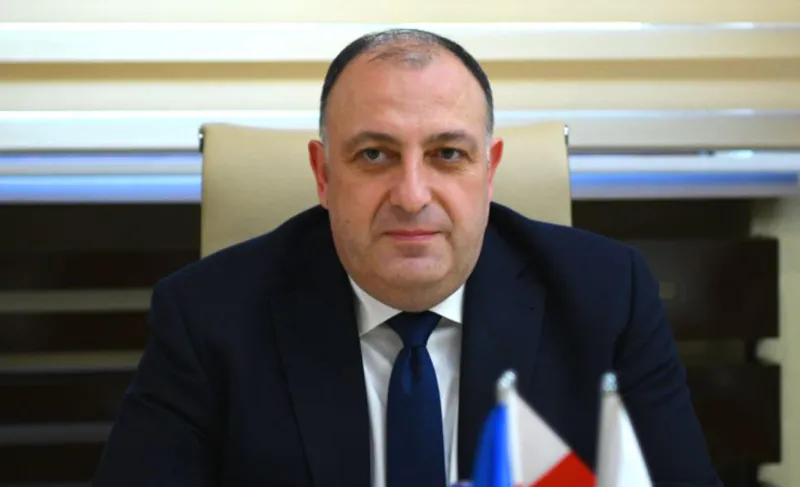 “საიდან მოიტანეთ რომ გადადგომას, ან სადმე წასვლას ვაპირებ?! – გადადგომას ნამდვილად არ ვაპირებ” – გიორგი გვარაკიძე
