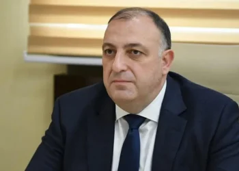 “2025 წელს განრიდება ძირითადად გამოყენებულია ქურდობის ჩამდენი 377 არასრულწლოვანის მიმართ – მოთხოვნილ აღკვეთის ღონისძიებებს შორის პატიმრობის 31,8%-ია, პატიმრობის გამოყენების მაჩვენებელი კი -25,1%” – გვარაკიძის წლიური ანგარიში