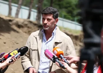 “ვანდალიზმი იყო და თხოვნაა, შეეშვათ მანიპულაციებს” – კახა კალაძე პარკში ბავშვის დაშავებაზე