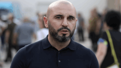 “გამოძიებობანას” თამაშობენ! ორი წელი ეძინათ და თურმე ახლა ნახეს სიზმარში, რომ ჩემს წამებას ჰქონდა ადგილი, „ორი ლიფსიტა“ დაიჭირეს და „ბობოლებს“ ხელს აფარებენ” – ლევან ხაბეიშვილი