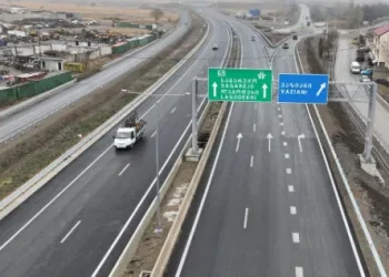 საავტომობილო გზების მიმდებარე ზოლებში შეუთანხმებელი ან შეთანხმების პირობების დარღვევით წარმოებული სამშენებლო საქმიანობისთვის პასუხისმგებლობის ზომები მკაცრდება