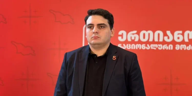 ლევან სანიკიძის მიმართ სოციალურ ქსელში შეურაცხმყოფელი კომენტარის გამო მოსამართლემ მოქალაქე გია კაჭკაჭურს 2000 ლარიანი ჯარიმა დააკისრა