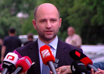 სასახლის ღობის საქმე – პროკურორი ადასტურებს, რომ საქმეში მობილური ტელეფონების ექსპერტიზის დასკვნა არ დევს