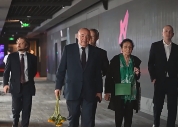 “რობერტ სტურუას სპექტაკლის ნახვის სურვილი იმდენად დიდი იყო, რომ თბილისში მოგზაურობა სწორედ ამ ღონისძიებას დავამთხვიე” – შვიდკოი