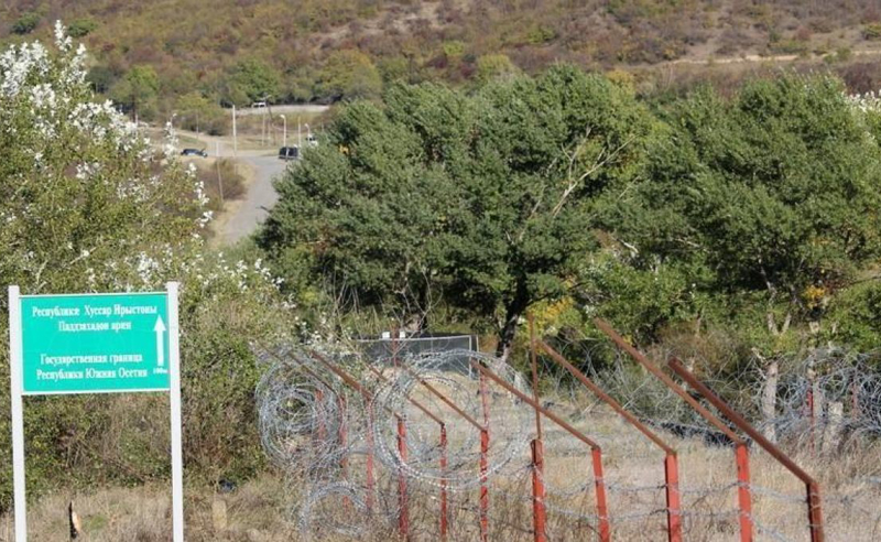 “სირიის მიერ აღიარების შესაძლო გადახედვა შიდა საქმეებში ჩარევაა” – დე ფაქტოს პასუხი ევროკავშირს