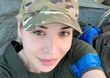 უკრაინის ომის მონაწილე ქართველმა ექიმმა ქეთი ლეშკაშელმა ბრძოლაში შეტანილი წვლილისთვის “წმინდა პანტელეიმონის ჯილდო” მიიღო