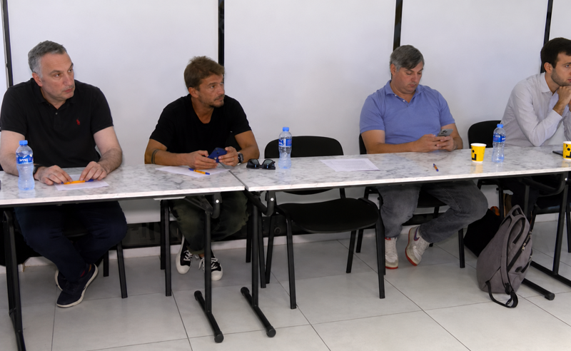 პოლიტიკური კრიზისის დაძლევის გზები – საკითხზე ანტიკრიზისული პლატფორმა 4 პარტიასთან ერთად მსჯელობს