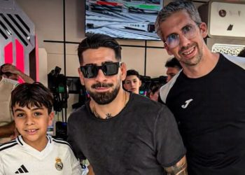 UFC-ის ქართველი მებრძოლი, ილია თოფურია გულშემატკივრებთან ერთად