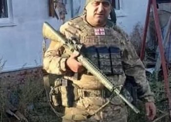 კიევში უკრაინაში დაღუპულ ქართველ ჯარისკაცს, დავით ქუქჩიშვილს პანაშვიდი გადაუხადეს