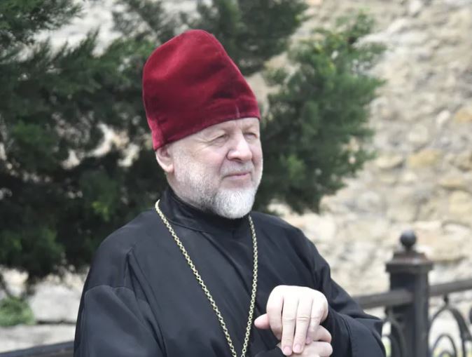 “მისი უწმინდესობა პატრიარქი მიმართავს და მიმართა კიდეც, ალბათ, მომავალში სინოდიც მიმართავს” – ცურტაველი მიტროპოლიტი პატიმრების შეწყალებაზე პრეზიდენტისთვის მიმართვის შესახებ