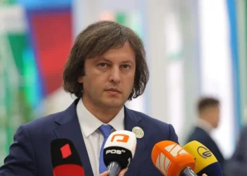 “მიდგომა „შიგნით აქცია, გარეთ სანქცია“ არის ზუსტად ქვეყნის ღალატი – ეს ამყარებს საკონსტიტუციო სასამართლოში შეტანილ სარჩელს” – ირაკლი კობახიძე