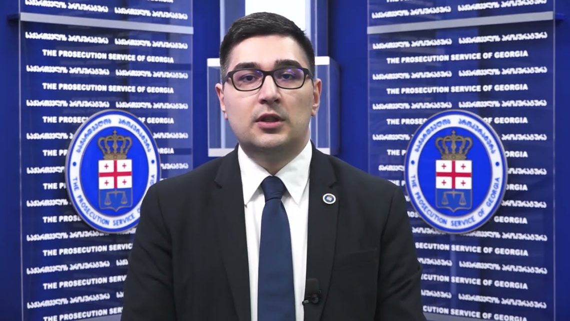 “სასამართლოში დაკითხვის შემდეგ კი გურამ როგავასა და ზვიად მაისაშვილს შესაძლებლობა ექნებათ, რომ პროცესებს დაესწრონ…” – რა განმარტებას აკეთებს პროკურორი