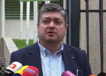 “არამარტო ქრთამის აღებაში, არამედ ნებისმიერი სახის დანაშაულებრივ ქმედებაში სუს-ის უფროსის ყოფილ მოადგილეს, ლევან ახობაძეს წვლილი არ მიუძღვის”- ადვოკატი