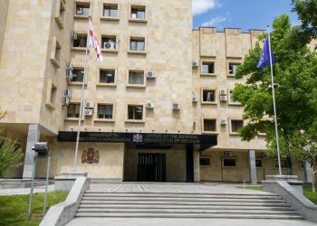 გია ბარამიძის განცხადებასთან დაკავშირებით მიმდინარე გამოძიების ფარგლებში გენერალურ პროკურატურაში კობა ლიკლიკაძის გამოკითხვა მიმდინარეობს