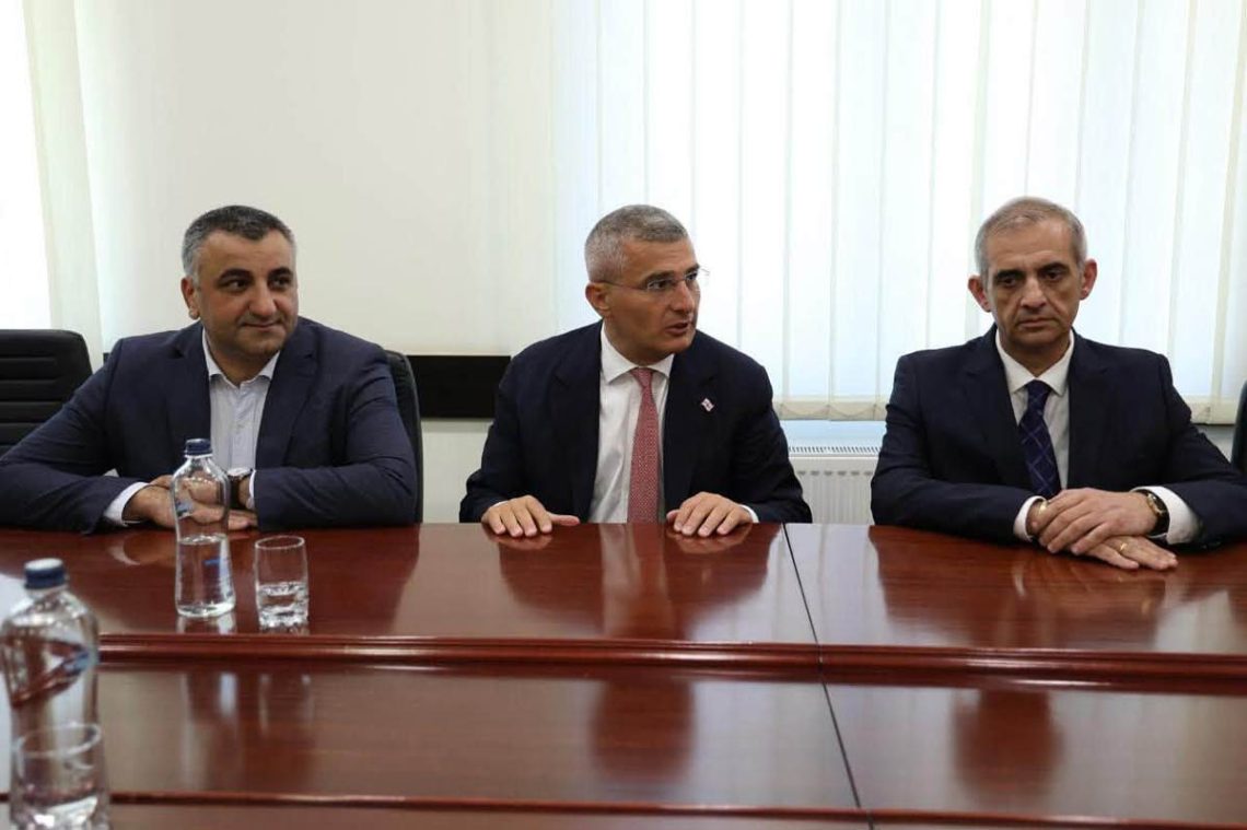რეგიონული განვითარების მინისტრმა მცხეთა-მთიანეთის მუნიციპალიტეტების მერებსა და საკრებულოების თავმჯდომარეებს ახლად დანიშნული რწმუნებული წარუდგინა