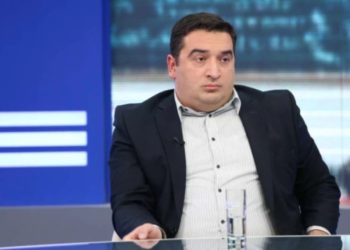 განათლების მკვლევარი შალვა ტაბატაძე ერთიანი ეროვნული გამოცდების შედეგებზე ატეხილ აჟიოტაჟს ეხმიანება