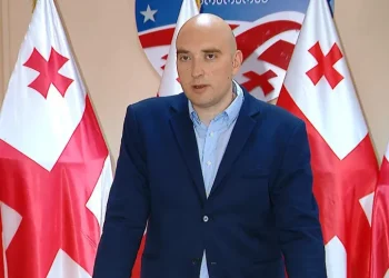 ” ბევრი ყოფილი მაღალჩინოსანი საბოლოოდ ან ციხეში აღმოჩნდა, ან გაურკვეველ ვითარებაში ცეცხლსასროლი იარაღით ჭრილობა მიაყენეს…” – რას ამბობს ირაკლი ფავლენიშვილი