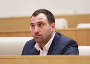 “ქართული ოცნება“ რუსეთის გამო, ეროვნულ ანსამბლს უპირისპირდება…” – რას წერს ირაკლი კირცხილია