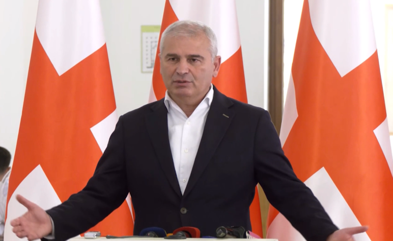 “ღარიბაშვილის ოჯახს არავინ ემუქრება” – რას ამბობს ირაკლი ქადაგიშვილი