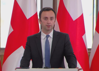 “მეც ერთ-ერთი მათგანი ვიყავი, [ვინც ლიფტში გაიჭედა]…” – რას ამბობს ლევან მახაშვილი