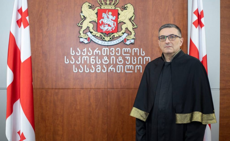 გიორგი კვერენჩხილაძე თვლის, რომ ტროტუარზე პროტესტის გამო ადამიანების დაკავება გაუმართლებელია
