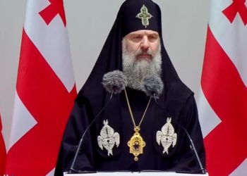 “შიო მესამეს თავისი დარღვეული სწავლება სისრულეში მოჰყავს…” – რას წერს არქიმანდრიტი დოროთე