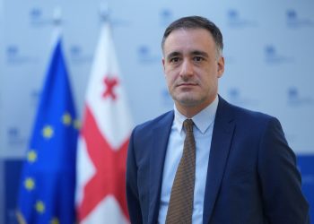“კონომიკური ზრდის ძირითადი მამოძრავებელი იყო ინფორმაციის, კომუნიკაციის, ტრანსპორტისა და დასაწყობების, ასევე მრეწველობის და სხვა სექტორები”- რას ამბობს  ვახტან ცინცაძე