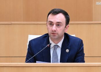 “გვქონდა იმედი, რომ ევროკავშირში გაიაზრეს, ნორმალური არ არის, როცა მოსახლეობის უმრავლესობის დედის მაგინებელს გამოხატვის თავისუფლების გამომხატველს უწოდებენ და ახალისებენ…” – რას ამბობს ლევან მახაშვილი