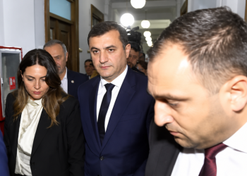 სუს-ის ახალი უფროსი არ პასუხობს კითხვას იცნობს თუ არა ბიძინა ივანიშვილს