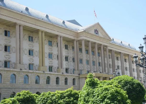 დაურ ბუავას გარდაცვალების საქმეზე, ნარკოდანაშაულის ბრალდებით დაკავებულ საბა ბოჭორიშვილსა და გივი გუდაძეს პატიმრობა შეეფარდათ