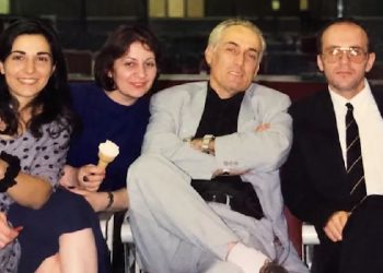 “1994 წელს, მათთან ერთად საქართველო დავტოვეთ ჩვენც, 28 ახალგაზრდამ” -ვინ არის თეოფილე მალაქიას მეუღლე?