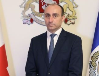 რა ქონებას ფლობს გელა გელაძის ოჯახი