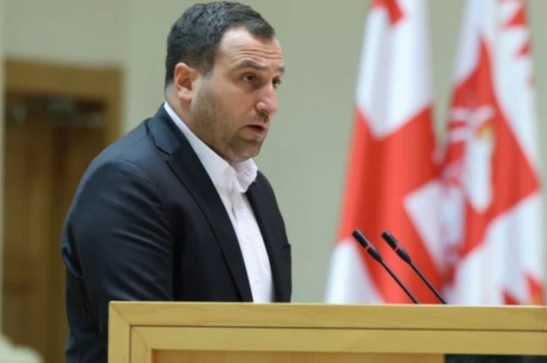 “საქართველოს ეროვნული ინტერესები ვერ გახდება ვერც ერთი პარტიის პოლიტიკური ანგარიშსწორების, პირადი ამბიციის თუ გარე ინტერესების მომსახურების სივრცე…” – რას ამბობს ირაკლი კირცხალია