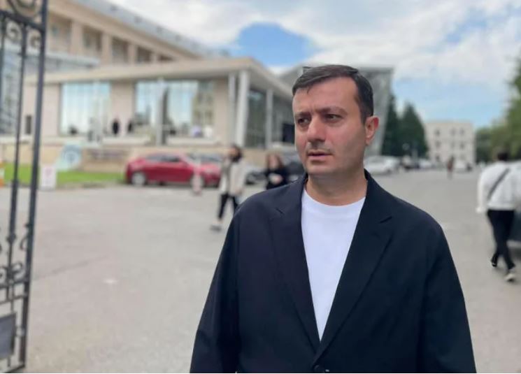 “ინფორმაცია, რომ გიორგი გახარია ჩორჩანაში საგუშაგოს აშენებას გეგმავდა, მე არც უნდა მქონოდა, რადგან ეს იყო პოლიციური ღონისძიება და მე არ წარმოვადგენდი შესაბამის ორგანოს – არავის წინააღმდეგ არ მიმიცია ჩვენება”- რას ამბობს გიორგი ხოჯევანიშვილი