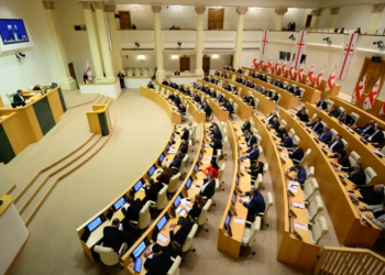 2024 წლის ნოემბრიდან 2026 წლის ივნისის ჩათვლით, პარლამენტმა 300-მდე საკანონმდებლო ინიციატივა, რომელთა უმეტესობა შინაარსობრივი განხილვის გარეშე, დაჩქარებულად იყო მიღებული