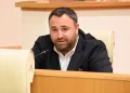“მის გარეშე რთული იქნება მუშაობა, თუმცა პატივს ვცემ მის გადაწყვეტილებას …” – რას ამბობს არჩილ ბერიძე მდინარაძეზე