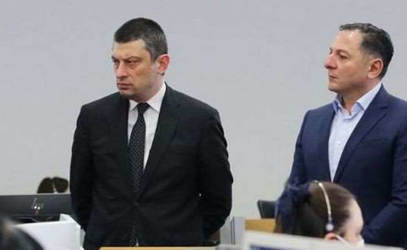 “ვახტანგ გომელაურს კრიტიკულ კითხვებზე პასუხის გაცემა მოუწევს…” – გახარიას ადვოკატი