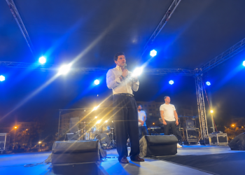 “იცოდე, რომ წყნარად ვერ გაივლი”- ღონისძიებაზე მისულ კალაძეს ადგილობრივები დაუპირისპირდნენ