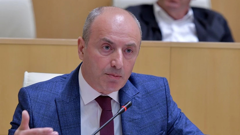 “პარტიამ კვლევა ხალხში უნდა ატაროს, არ უნდა იყოს დამოკიდებული რაიმე ინსტიტუტის კვლევებზე”- რას ამბობს გურამ მაჭარაშვილი