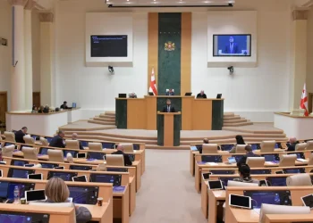 ქონების გადასახადის შესახებ ცვლილება ძალაში გამოქვეყნებისთანავე შევა – მისი მოქმედება გავრცელდება ქონების გადასახადზე, რომლის დეკლარირების ვალდებულება ფიზიკურ პირებს არაუგვიანეს 2026 წლის 1-ელი ნოემბრისა წარმოეშობათ