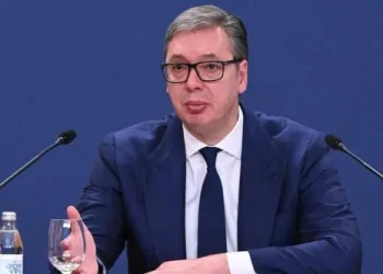სერბეთის პრეზიდენტი, ალექსანდრ ვუჩიჩი ვადამდელ საპარლამენტო არჩევნებამდე თანამდებობიდან გადადგა