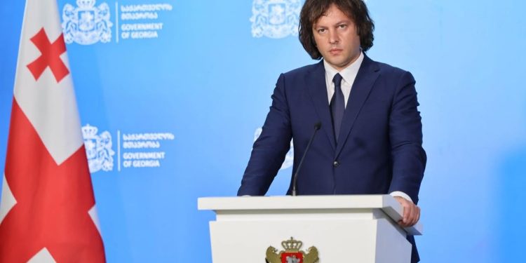 აქტიურად ვმუშაობთ ანაკლიის მიმართულებით დამაკავშირებელი რკინიგზის პროექტზე, მსოფლიო ბანკის მხარდაჭერით, დაგეგმილია ახალი, 18-კილომეტრიანი სარკინიგზო მონაკვეთის მშენებლობა- ირაკლი კობახიძე