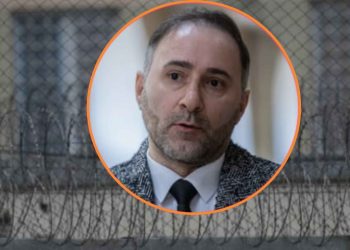 “წამება, გაუპატიურება, დამამცირებელი მოპყრობა, არამაც ეს ადამიანი აიძულა გადაეყლაპა ტელევიზორის ნაწილები და თუ ამ ახალგაზრდას რამე მოუვა, მთელი პასუხისმგებლობა დაეკისრება სახელმწიფოს”- ამბობს პატიმარ გიორგი დავითაძის საქმეზე ადვოკატი დავით გამყრელიძე