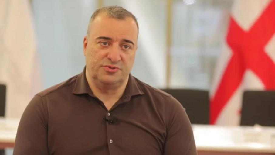 “საქართველო არ იმსახურებს, რომ პოლიტიკურ ველში აგენტურული ჯგუფები რჩებოდნენ”- რას ამბობს რატი იონათამიშვილი