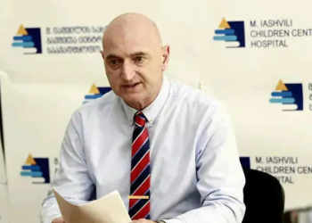 “დღეს საქართველოში 15-მდე რესპირაციული ვირუსი ცირკულირებს, რომელთაგან ყველაზე მძიმე მიმდინარეობა და გართულება გრიპის ვირუსითაა გამოწვეული – რისკის ჯგუფებისთვის ვაქცინაცია კატეგორიულად აუცილებელია”- რას ამბობს ივანე ჩხაიძე