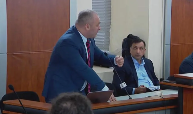 “ორმა მოსამართლემ დაადასტურა, რომ მათთვისაც ბუნდოვანია ვის ეხება კონკრეტული არგუმენტაცია და მტკიცებულებები – სასამართლოსთვისაც ბუნდოვანია, ვინ, რატომ უნდა აიკრძალოს”- თენგო თევზაძე