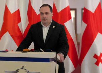 “ევროპაში, ჯამში, 150 პარტია აიკრძალა! – ევროკავშირის ორმაგი სტანდარტი მაშინ იწყება, როცა ერთი და იგივე სამართლებრივი ზომა ესპანეთში, პოლონეთში, უკრაინასა მოლდოვაში დემოკრატიის დაცვად ცხადდება, საქართველოში კი საფრთხედ”- რას ამბობს გიორგი გაბუნია